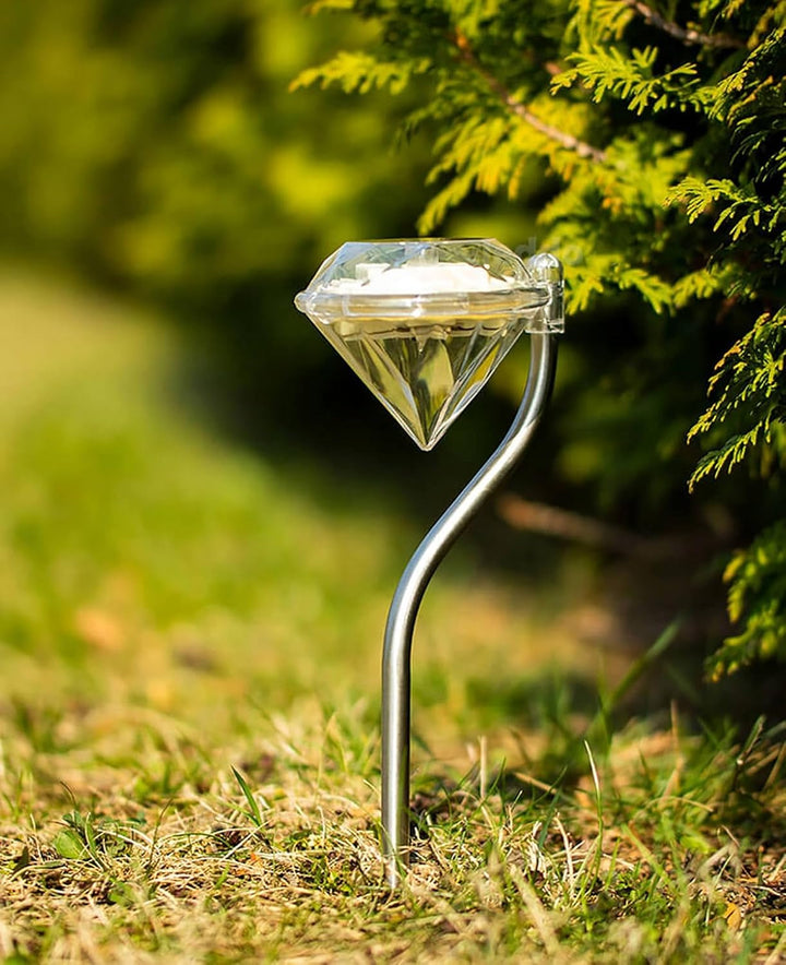 BowLift | Solar Garden Light in Diamond Shape – LED Lamps for Outdoor Decoration and Lighting