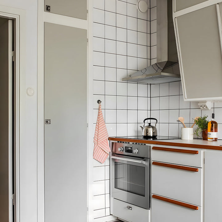 BowLift | PVC Peel and Stick Wall Tile Modern Simple Peel and Stick Wall Tile