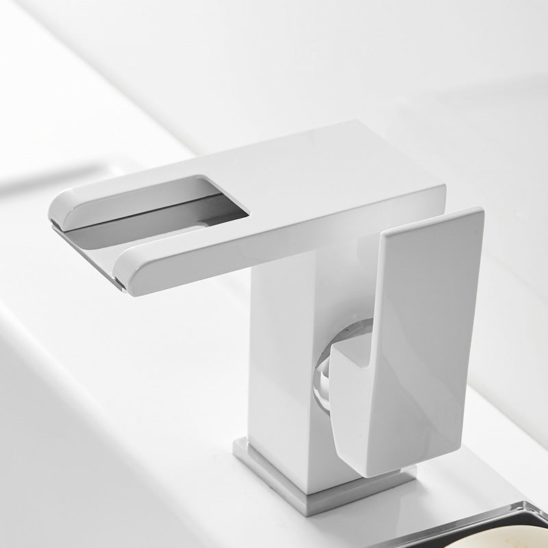BowLift | Modern basin mixer single lever sink faucet