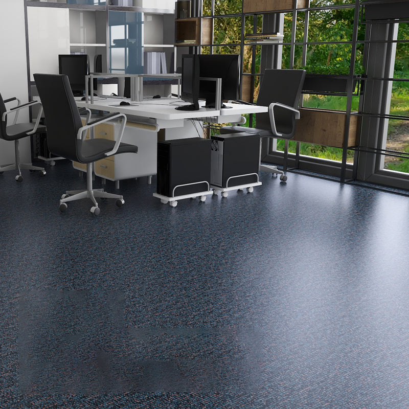 BowLift | Scratch-resistant plastic floor tiles with straight edge for peeling and sticking