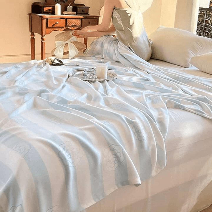 Cooling Bamboo Sheet - Soft, Lightweight and Breathable for Hot Sleepers | Bowlift