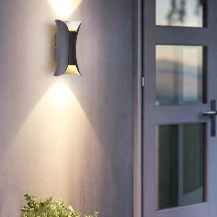 BowLift | Metal Modern Outdoor Wall Lamp