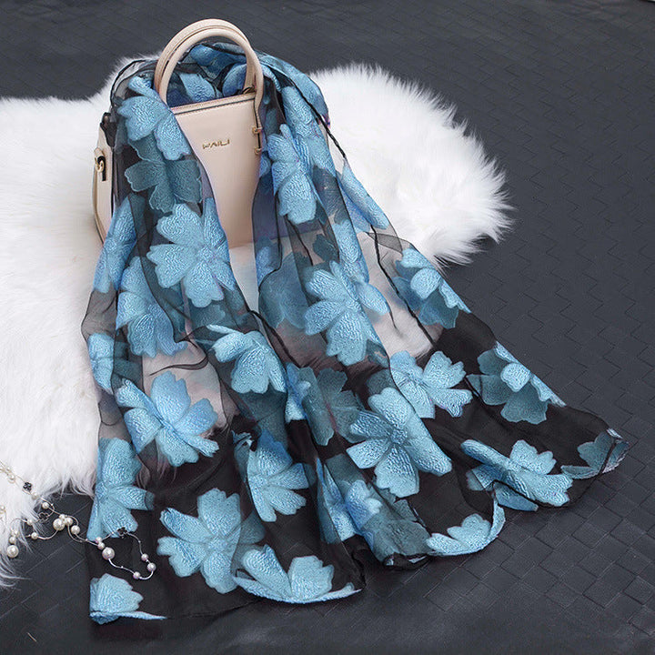 BowLift | Silk scarf with cut flowers hollow motif