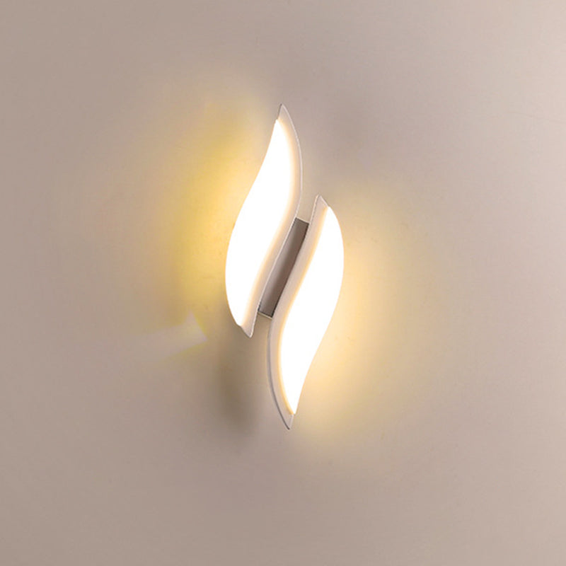 BowLift | Leaf Small LED Wall Light Simplicity Acrylic White Wall Mount Lighting in Warm/White Light