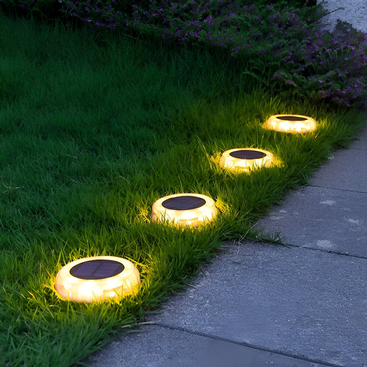BrightLume – Solar Garden Light