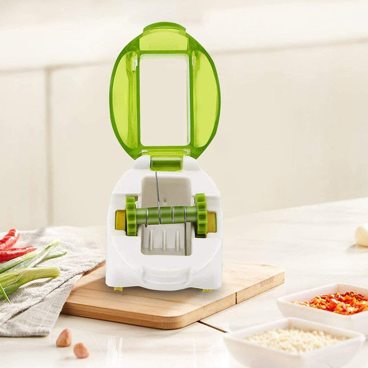 BowLift | Mini Garlic Crusher
