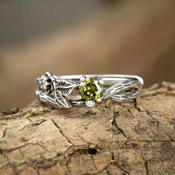 BowLift | Vintage Leaf Ring