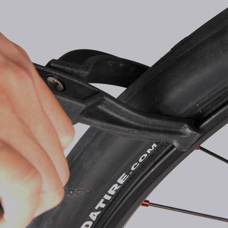Professional tire mounting pliers | Bowlift