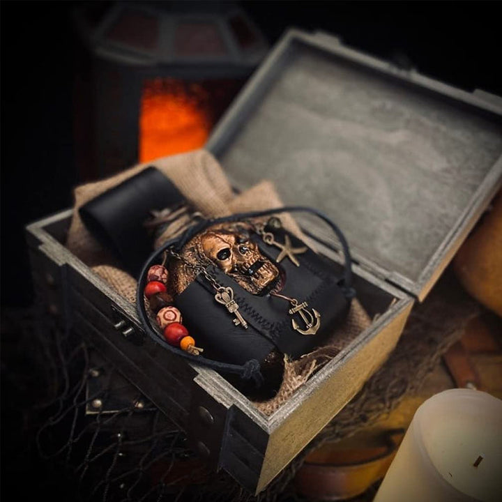 Skull Pirate Rum Bottle made of Resin | Bowlift