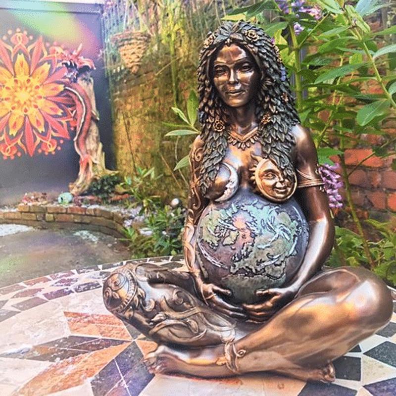 Statue of the Earth Goddess | Bowlift