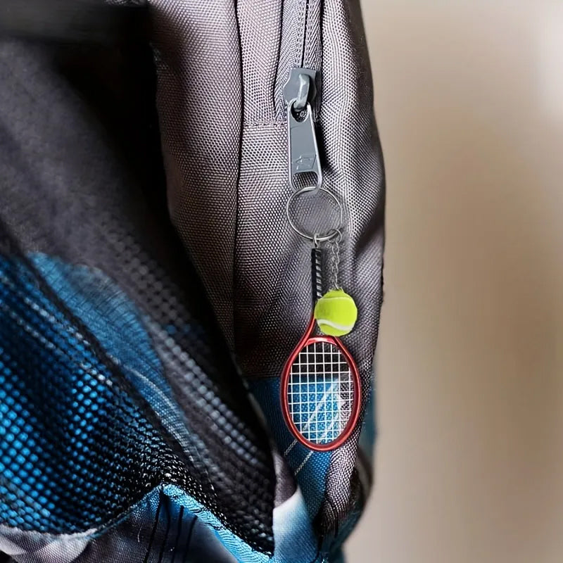 BowLift | Mini tennis racket keychain