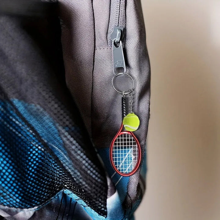 BowLift | Mini tennis racket keychain