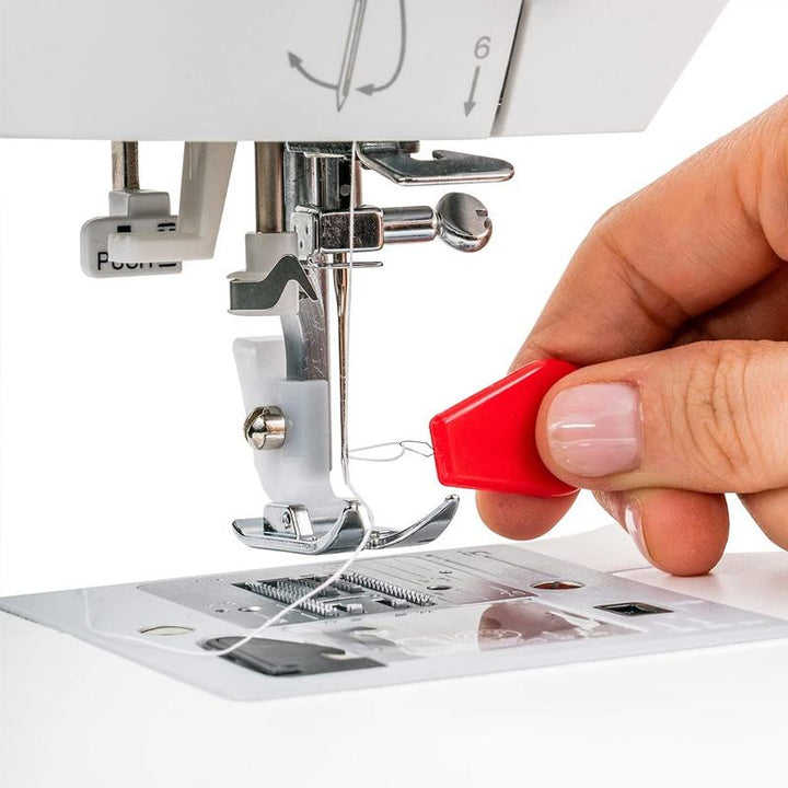 BowLift | Needle threading aid