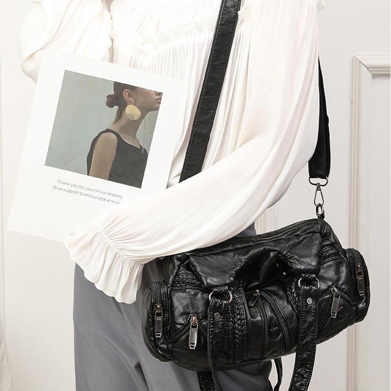 BowLift | Handbag made of soft leather