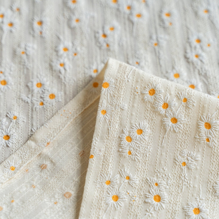 BowLift | Playful Daisy Embroidered Boho Table Runner