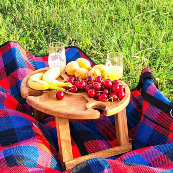 WineNest - Stylish Folding Picnic Table for Wine Bowlift