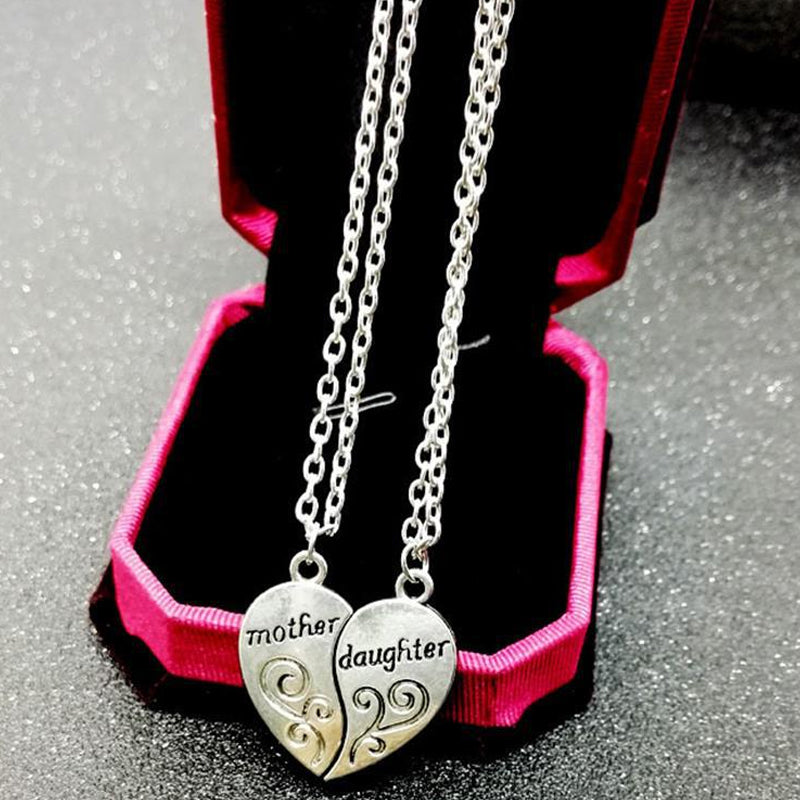 BowLift | Mother and Daughter Heart Necklace