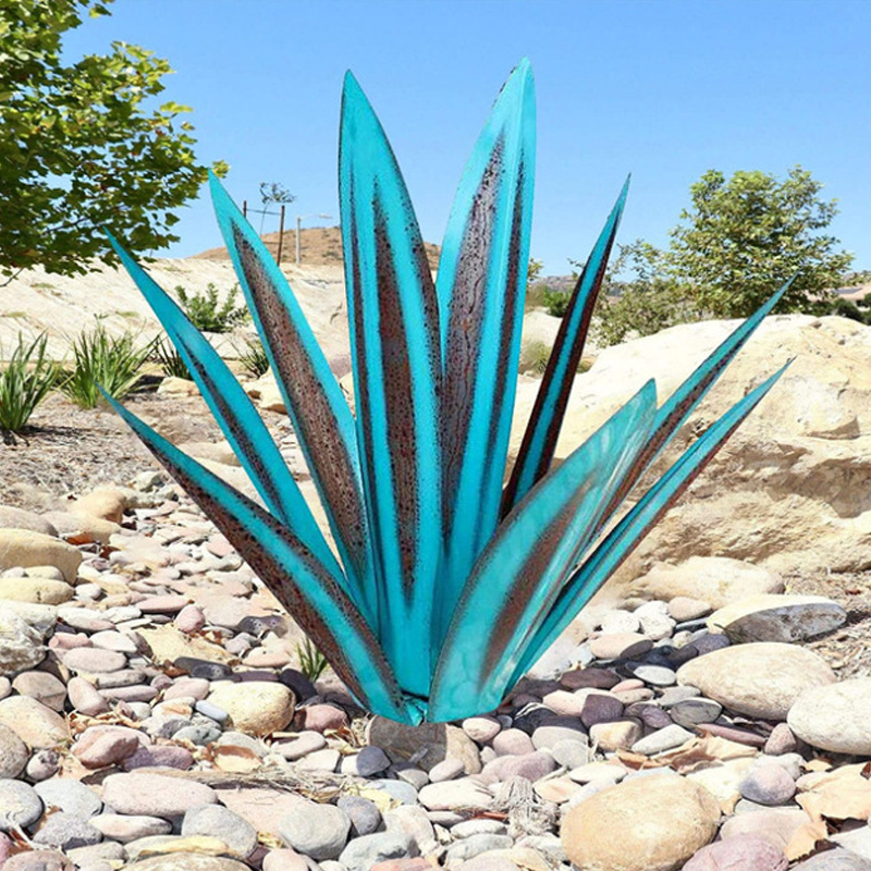 BowLift | Waterproof Garden Agave Decoration