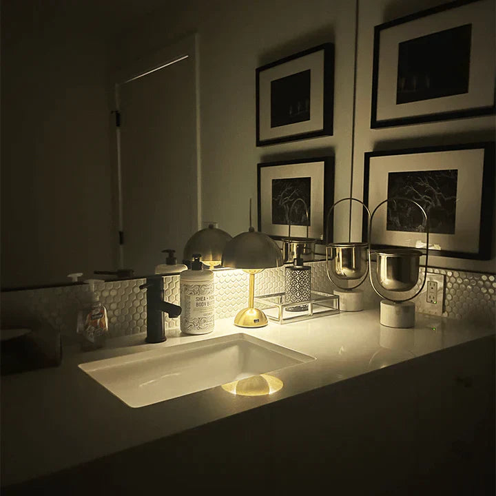 BowLift | Modern table lamp
