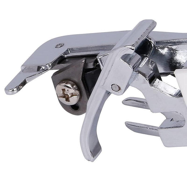 BowLift | Side-Cutter Overlock Foot