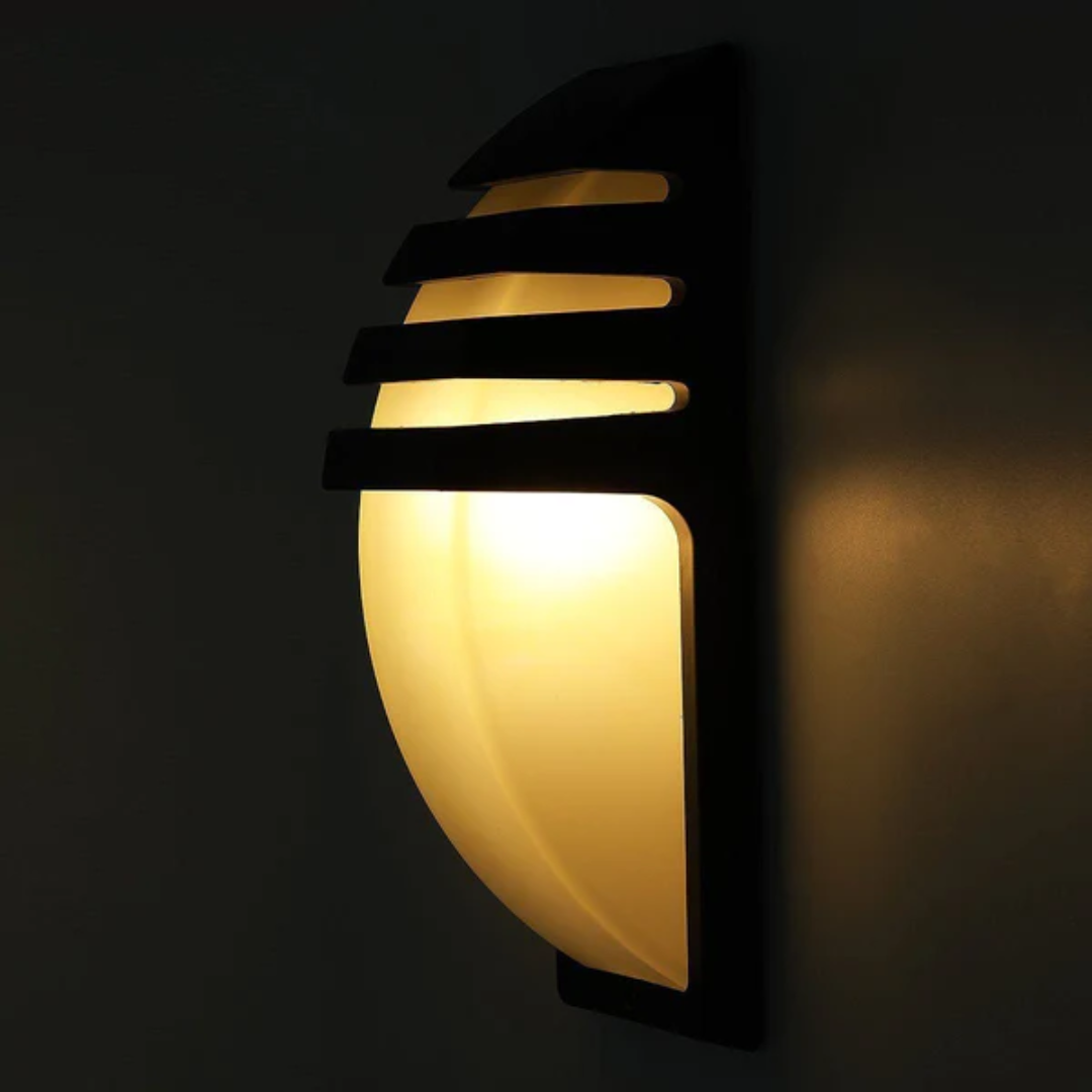 BowLift | Outdoor Wall Lamp With Sensor