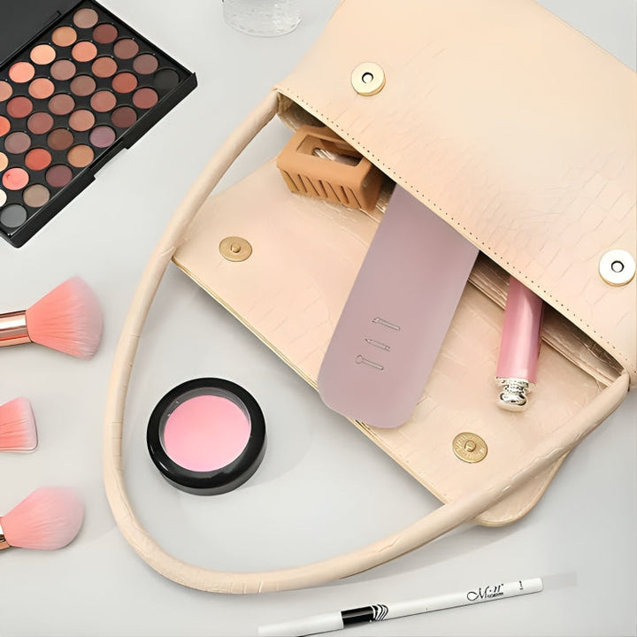 Organise & Protect Your Brushes – Dust- & Water-Resistant Silicone Case – Keep Clean & Tangle-Free Bowlift