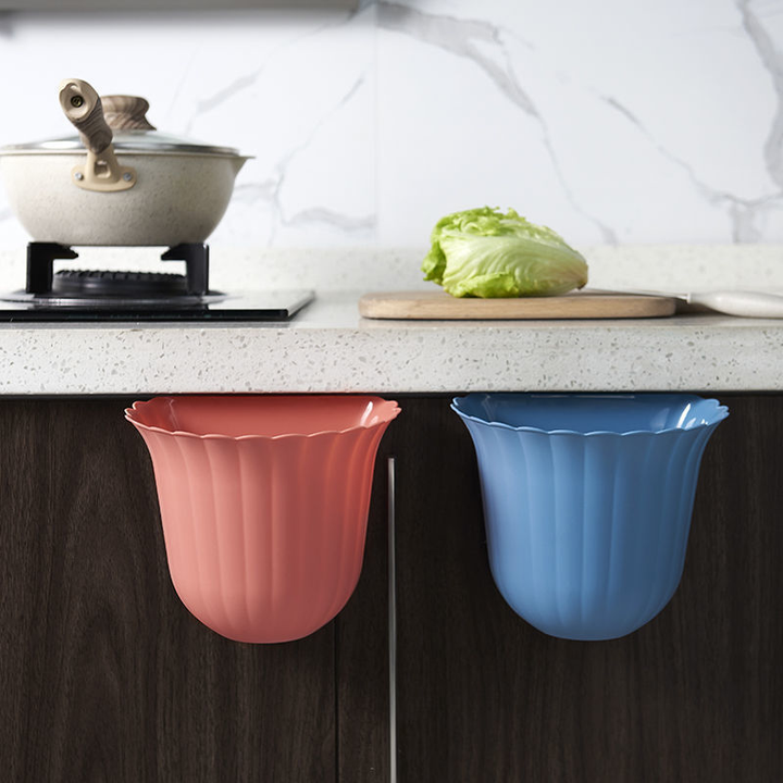 BowLift | Wall-mounted trash can for the kitchen