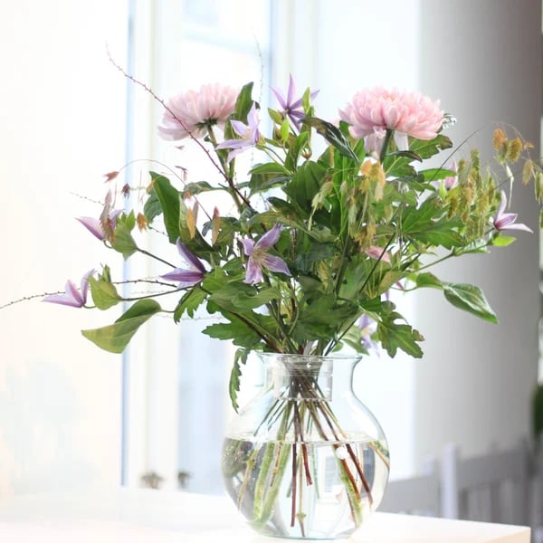 BowLift | Spiral Ikebana Stem Holder