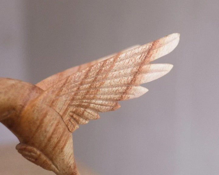 BowLift | Hummingbird Feeding on a Flower, Handmade Sculpture