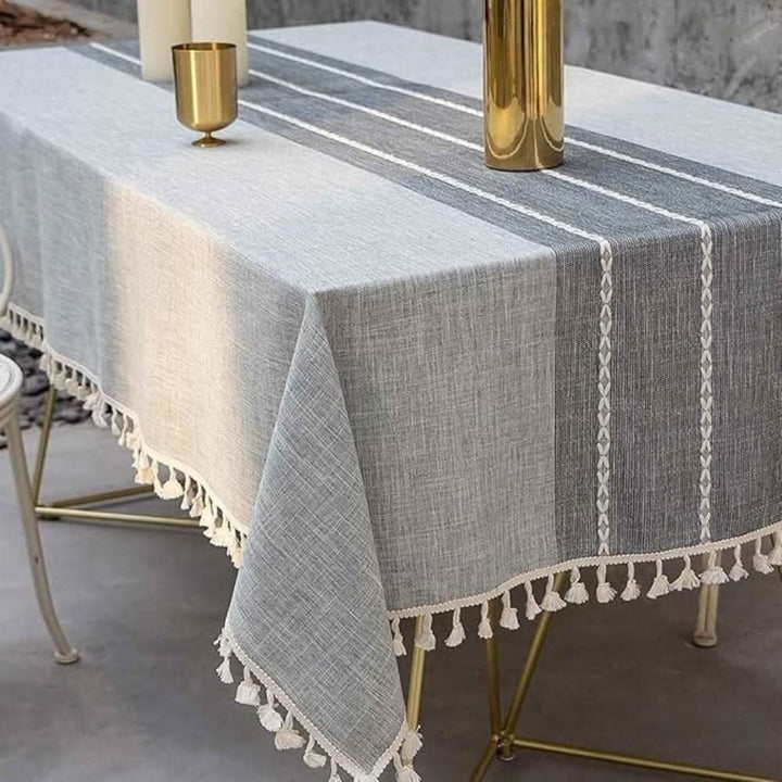 BowLift | TableCover – Stylish, rustic protection for your dining table