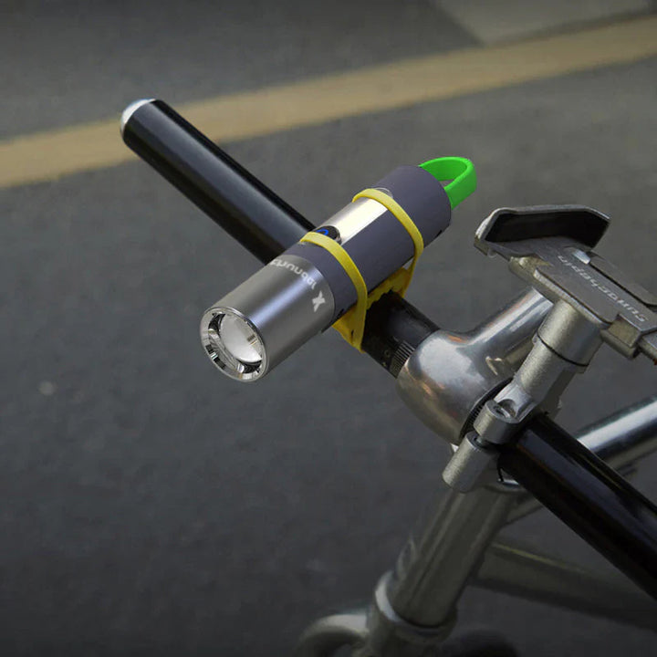 BowLift | Multifunctional LED Flashlight