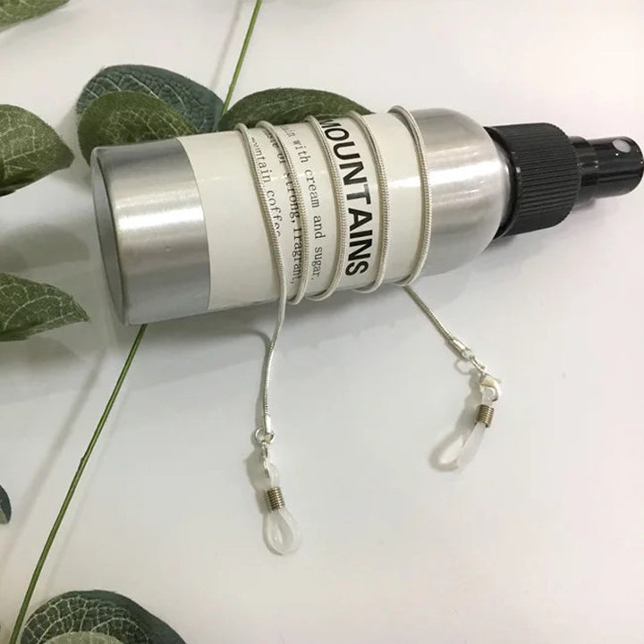 Fashionable spray bottle with hanger Bowlift
