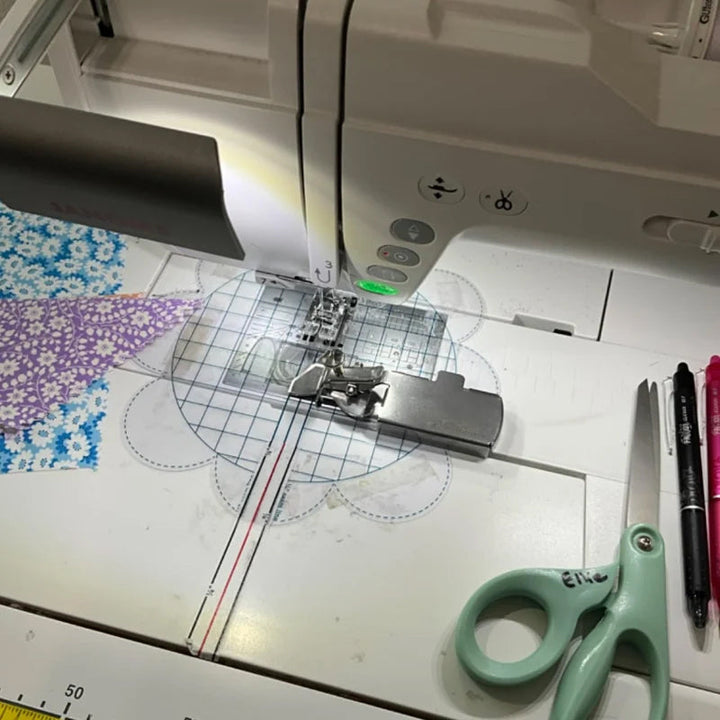 BowLift | EdgeRazor — Magnetic precision for perfectly crystal-clear seams that conquer every fabric