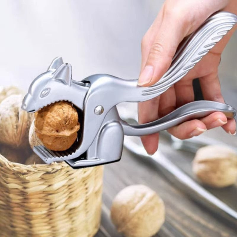 BowLift | NutSquirrel – Crack hard nuts quickly without hand discomfort