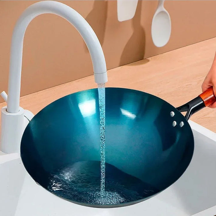 StirfryPro - Premium Wok Pan with Non-stick Coating Bowlift