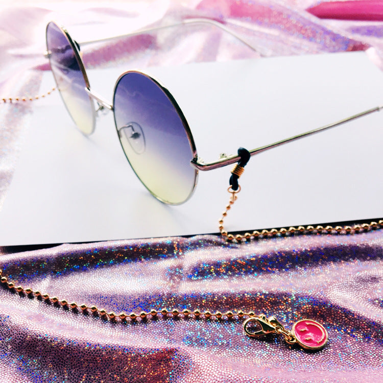 Fashionable glasses holder chain with elegant pearl beads Bowlift
