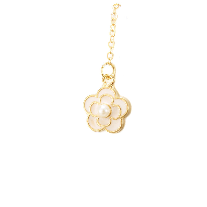Floral-Inspired Eyewear Charm Bowlift