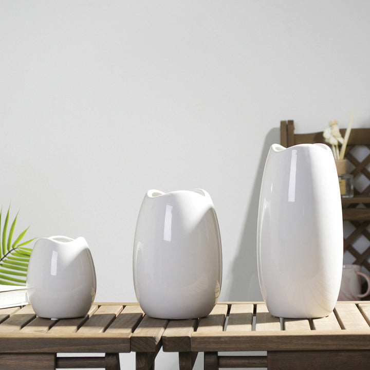 Stylish ceramic vase Bowlift