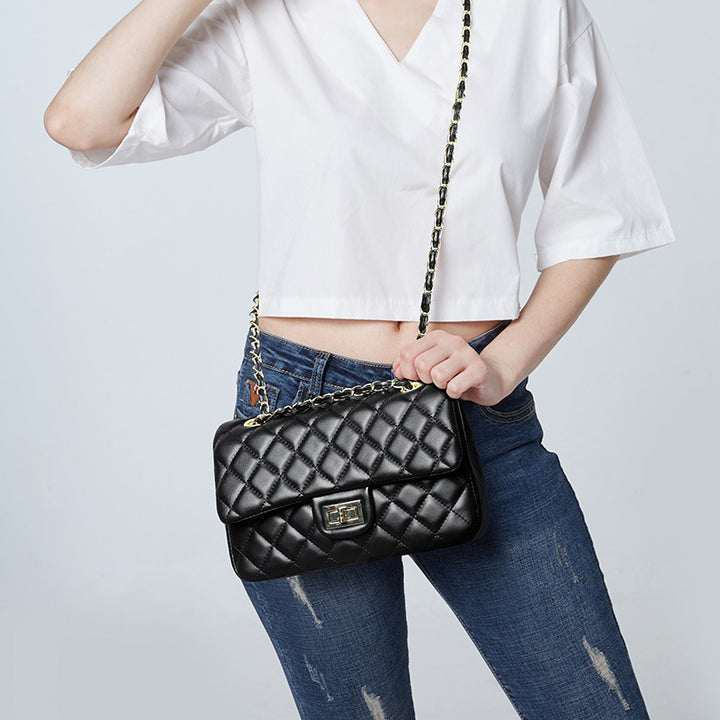 Quilted Evening Chain Handbag