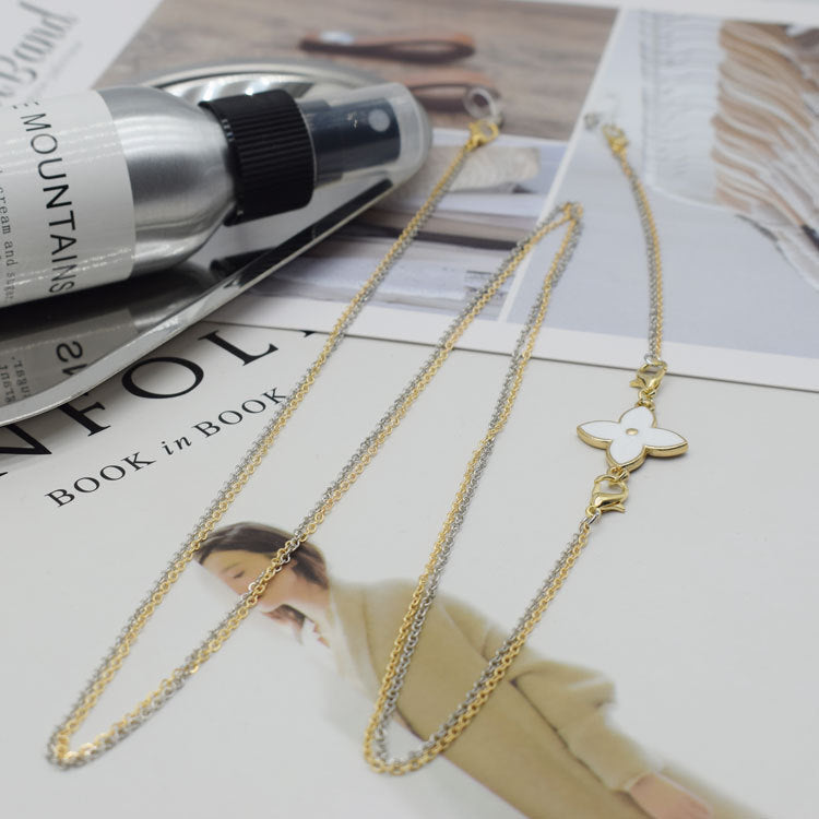 Dual-Layered Floral Pendant Necklace Bowlift