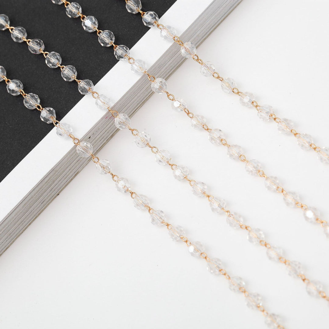 Elegant Crystal Eyewear Chain Bowlift