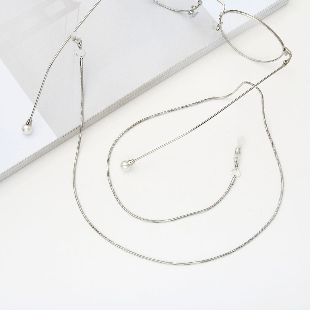 Minimalist Eyewear Chain Bowlift