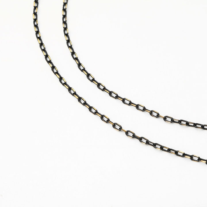 Elegant Eyewear Chain Bowlift