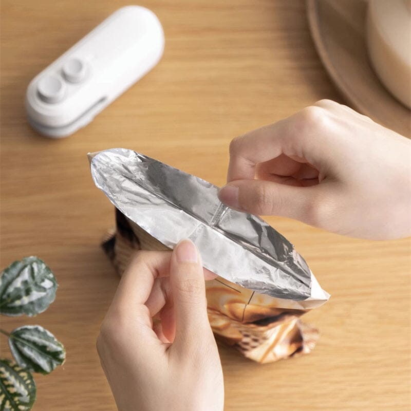 BowLift | Mini Handheld Chip Bag Sealer