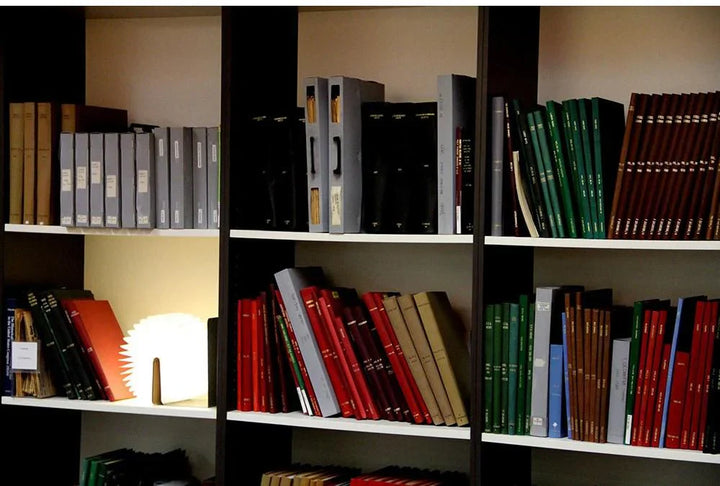 BowLift | BookGlow LED Book Light - Stylish Lighting with a Creative Twist