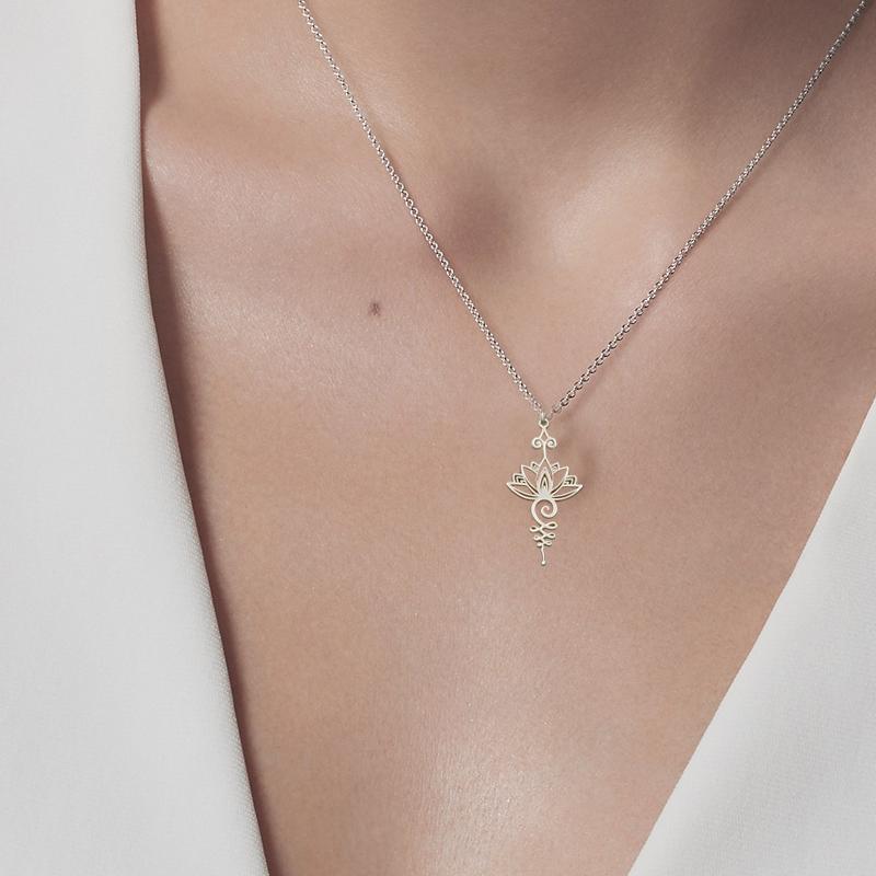 BowLift | Stylish Lotus Necklace
