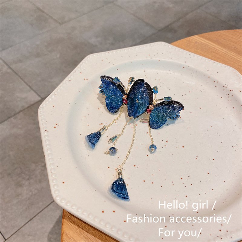 BowLift | Dreamy butterfly hair clip with fringes