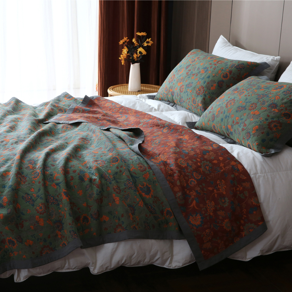 BowLift | Gothel™ Retro Flower Blanket – Luxury Vintage Atmosphere