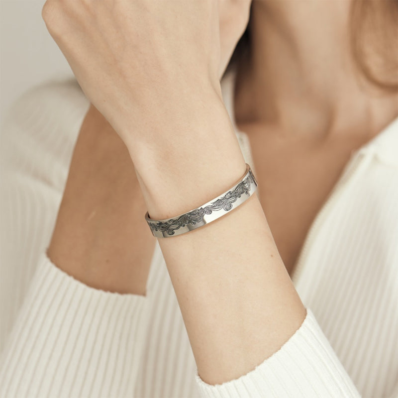 BowLift | The Diary in which I lost you Memorial Bracelet