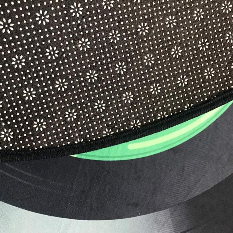 BowLift | Retro Disc Rug